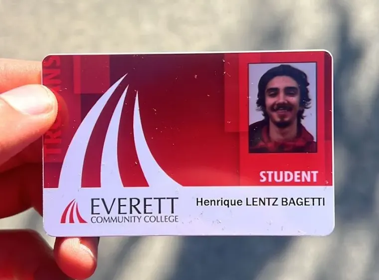 Carteira de estudante do Henrique na Everett Community College